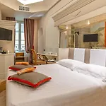 Hotel Isa