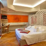 Isa Hotel