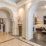 Isa Hotel 4*
