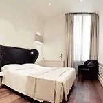 Isa 4* Rome