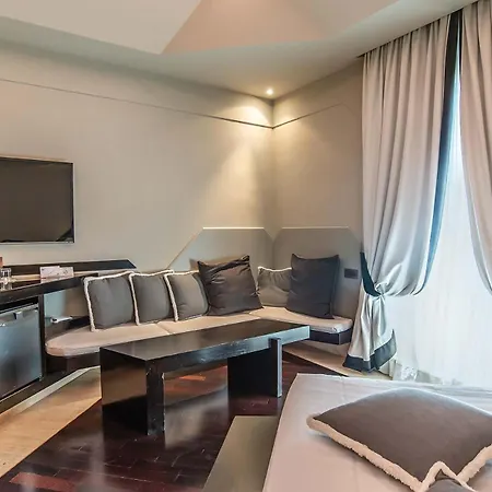 Hotel Isa