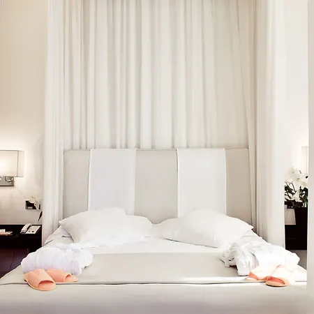 Hotel Isa